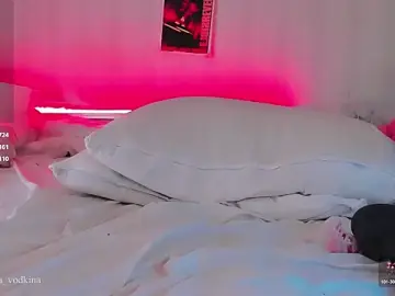 Stripchat Watch Live Sex Cams of eva_vodkina