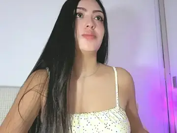 Stripchat Live Sex Cam of Melanie-Roberts