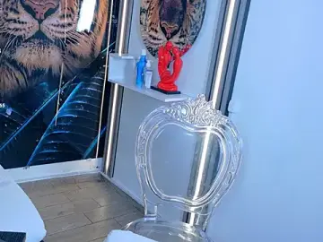 Stripchat Adult Video Chat of _ManuVeelez