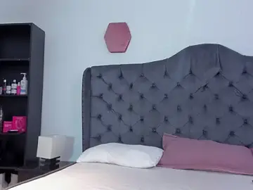 Stripchat Free Live Porn of two_milkyway