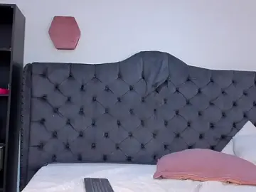 Stripchat Sex Chat of two_milkyway