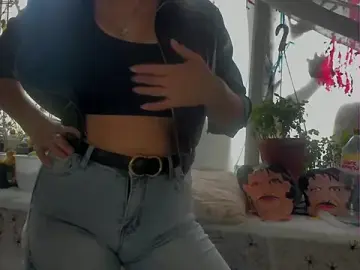 Stripchat Live Sex Cam of 92yourbitch922