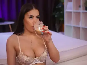 Stripchat Adult Webcams of CataleyaSyrene