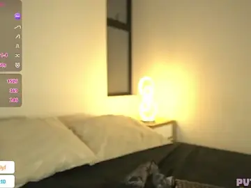 Stripchat Nude Webcam of Bonnypetite-