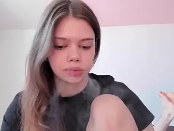Stripchat Sex Cam of chansetolove