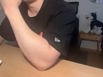 Stripchat Sex Cam of jungcock3210