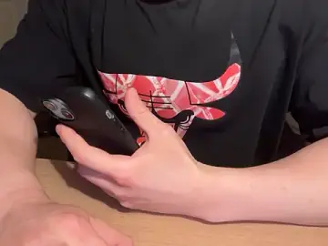 Stripchat Free Live Porn of jungcock3210