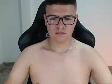 Stripchat Sex Chat of Plug_Control