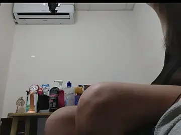 Stripchat Sex Cam of Lu_Nana