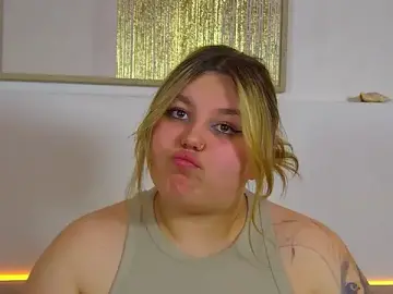 Stripchat Free Live Porn of LillianKim