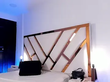 Stripchat Live Sex of Aron_cruz