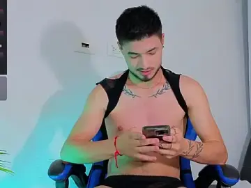 Stripchat Adult Webcams of EdwardRoss_