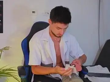 Stripchat Watch Live Sex Cams of EdwardRoss_