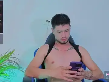 Stripchat Adult Video Chat of EdwardRoss_