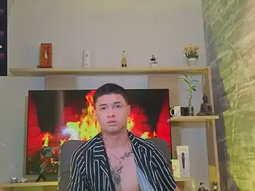 Stripchat Live Sex Cam of EdwardRoss_