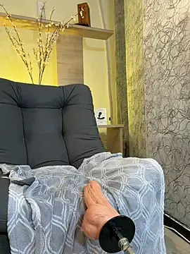 Stripchat Free Porn Cam of EdwardRoss_