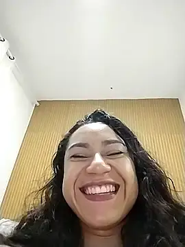 Stripchat Nude Webcam of yummi__priv