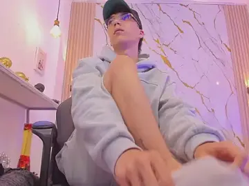 Stripchat Live Sex of Nikolay_Gregori