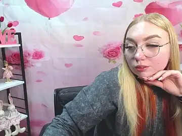 Stripchat Nude Webcam of BeatriceFly