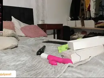 Stripchat Live Porn of Maria_juliana