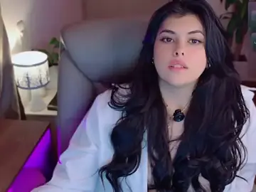 Stripchat Live Sex Cam of Nannicutee