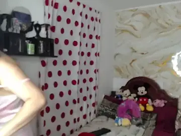 Stripchat Sex Cam of kendall_morry