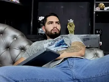 Stripchat Live Porn of matteosantos