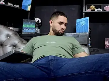 Stripchat Adult Webcams of matteosantos