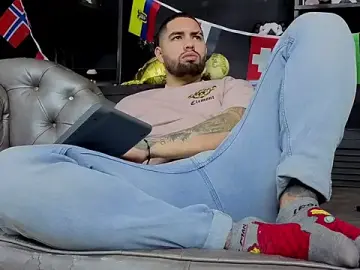 Stripchat Live Sex of matteosantos