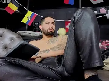 Stripchat Live Sex of matteosantos