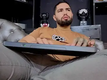 Stripchat Live Porn of matteosantos