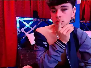 Stripchat Adult Video Chat of Luke_Howland