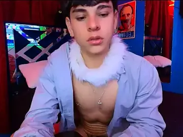 Stripchat Watch Live Sex Cams of Luke_Howland