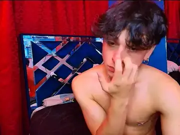 Stripchat Live Porn of Luke_Howland