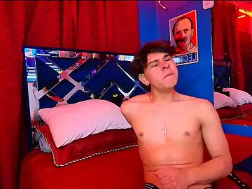 Stripchat Watch Live Sex Cams of Luke_Howland