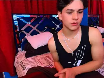 Stripchat Free Live Porn of Luke_Howland