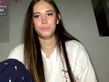 Stripchat Free Porn Cam of kathrynwilson1
