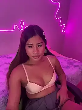 Stripchat Live Sex Cam of Princessaprilxxx