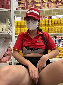 Stripchat Private Sex Chat of Sneaky_Cumshoot