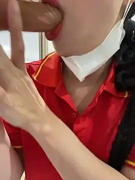 Stripchat Adult Webcams of Sneaky_Cumshoot