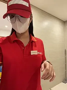 Stripchat Live Sex of Sneaky_Cumshoot