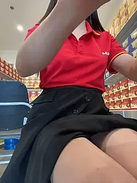 Stripchat Free Live Porn of Sneaky_Cumshoot