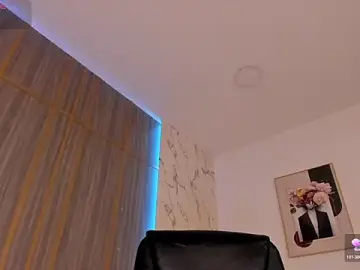 Stripchat Adult Webcam of IsabellaAllen