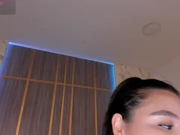 Stripchat Live Porn of IsabellaAllen