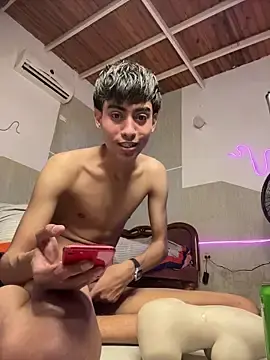 Stripchat Live Porn of Mauuu18