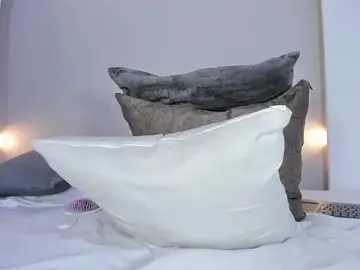 Stripchat Watch Live Sex Cams of Thedol1