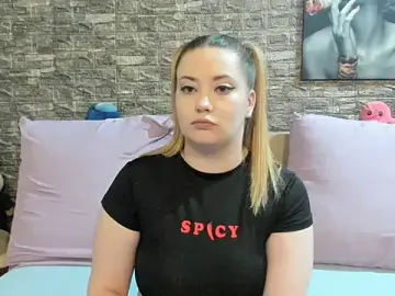 Stripchat Free Porn Cam of kalindahot
