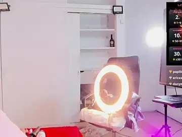 Stripchat Sex Cam of AMBARR_STONE