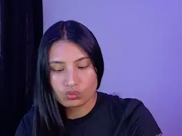 Stripchat Free Porn Cam of Linda_andrew