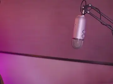 Stripchat Watch Live Sex Cams of tommy_blue